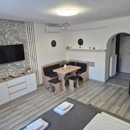 Kucko Vendeghaz Feriehus Sárospatak