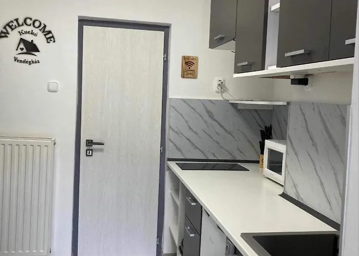 Kucko Vendeghaz Holiday home Sarospatak