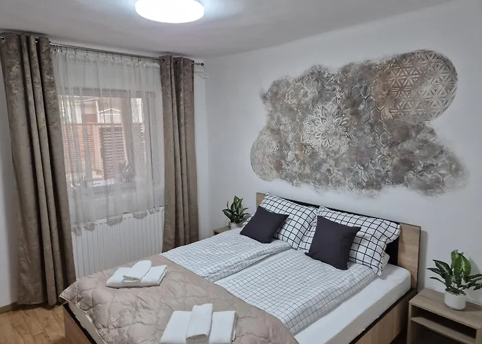 Kucko Vendeghaz Sarospatak